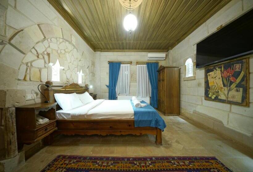 标准间, Shoestring Stone House