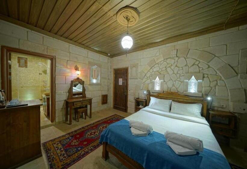 标准间, Shoestring Stone House