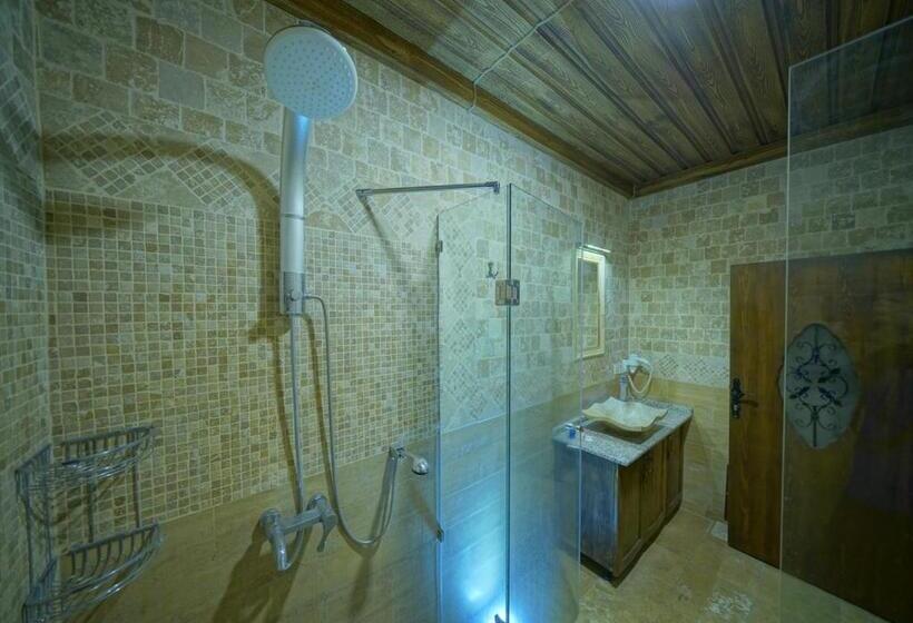 带阳台的豪华间, Shoestring Stone House