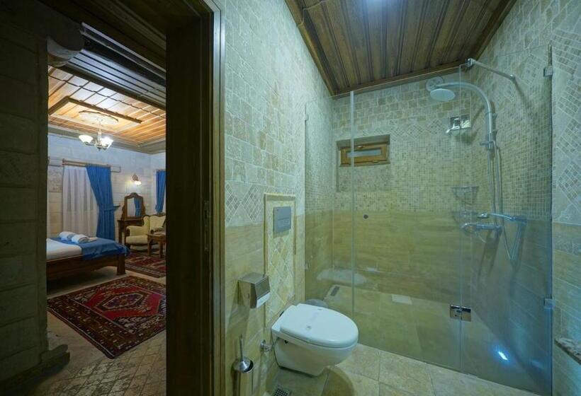 带阳台的豪华间, Shoestring Stone House