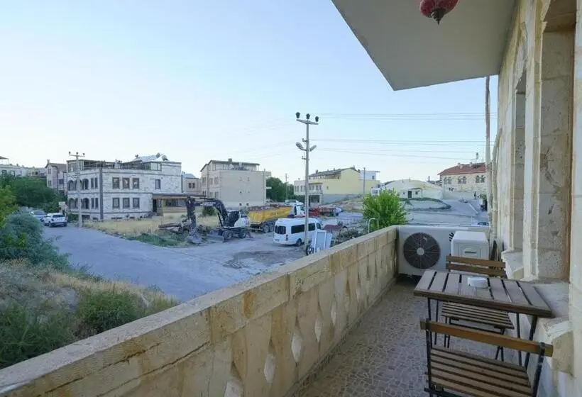 Comfort room with balcony, Shoestring Stone House