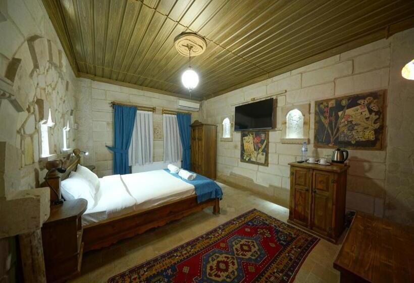 标准间, Shoestring Stone House