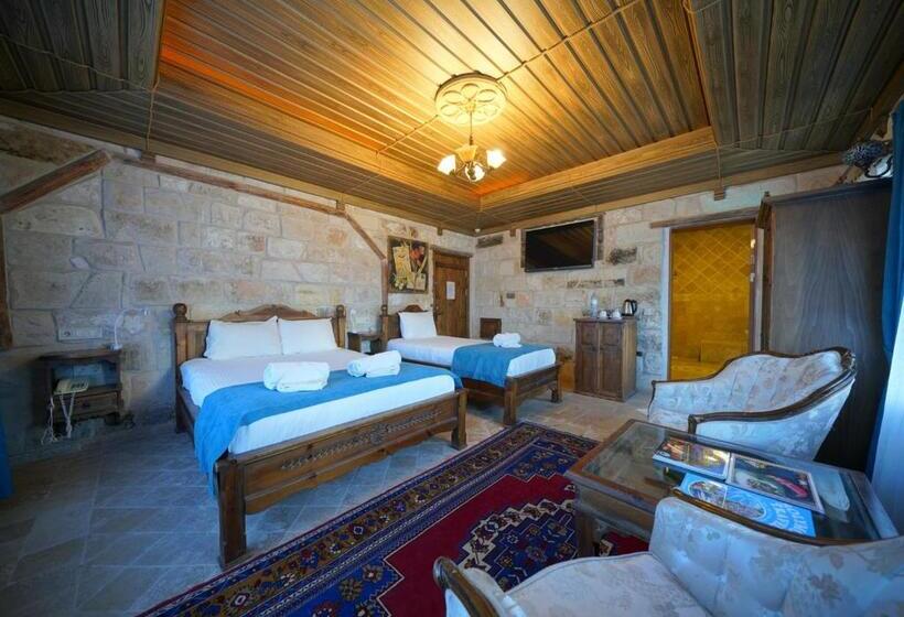 Comfort room with balcony, Shoestring Stone House