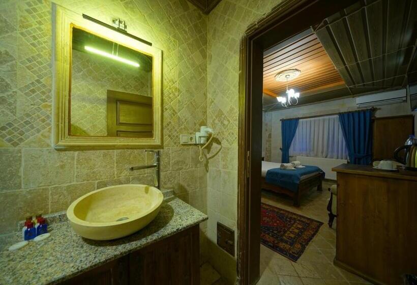 经济房, Shoestring Stone House