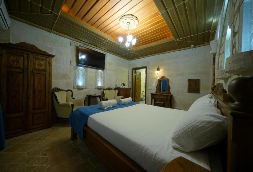 经济房, Shoestring Stone House