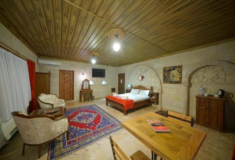 带大床的标准间, Shoestring Stone House