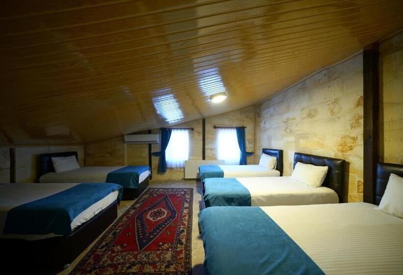 标准间, Shoestring Stone House