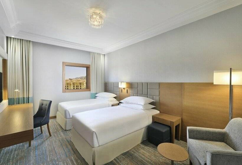 Номер Deluxe, Four Points By Sheraton Makkah Al Naseem