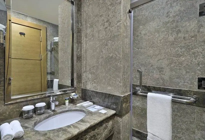 اتاق لوکس, Four Points By Sheraton Makkah Al Naseem