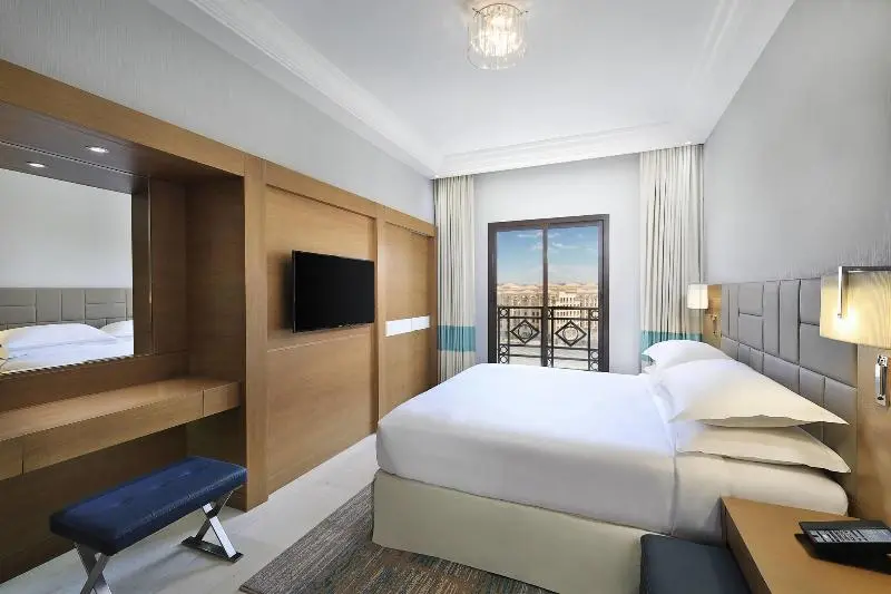 اتاق لوکس با تخت بزرگ, Four Points By Sheraton Makkah Al Naseem