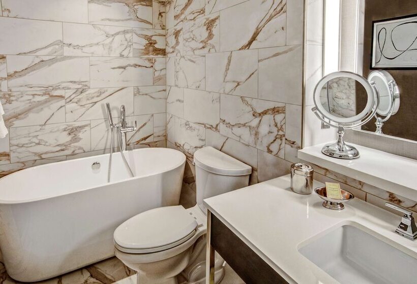 غرفة قياسية سرير كينج لذوى الإحتياجات الخاصة, Hilton Nashville Green Hills