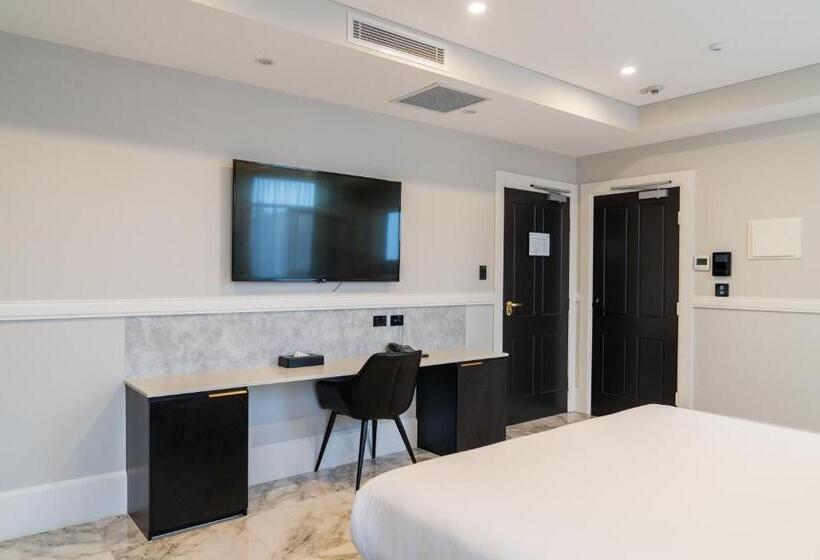 장애인을 위한 킹사이즈 침대 스탠다드 룸, Holiday Inn & Suites   Parramatta Marsden Street, An Ihg