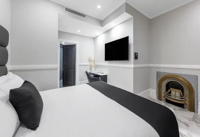 身障者適用キングサイズベッドルーム, Holiday Inn & Suites   Parramatta Marsden Street, An Ihg