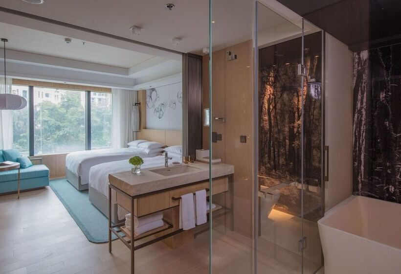 اتاق کلاب, Hong Kong Ocean Park Marriott