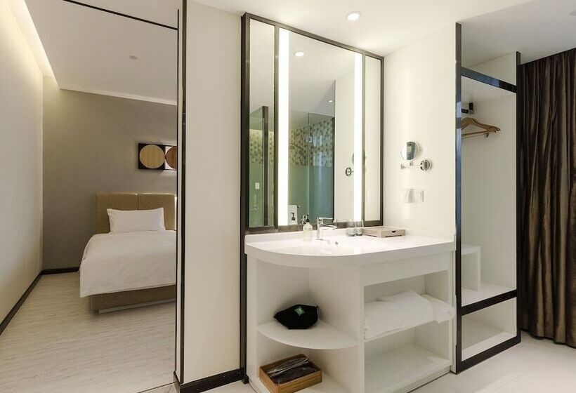 Camera Standard, Ibis Styles Chengdu Chunxi Taikoo Li