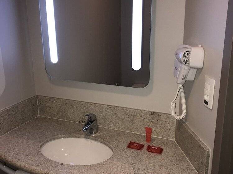 Апартаменты 1 Спальня, Ibis Tatui