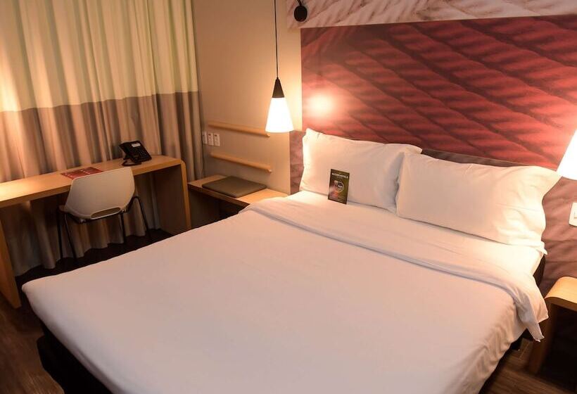 Апартаменты 1 Спальня, Ibis Tatui