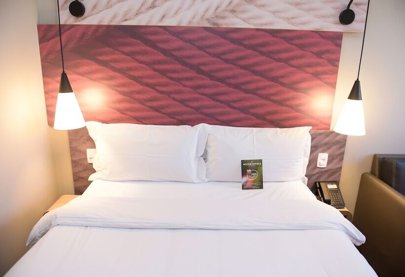 Номер Стандарт, Ibis Tatui