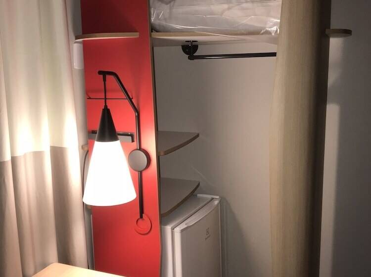 Номер Стандарт, Ibis Tatui