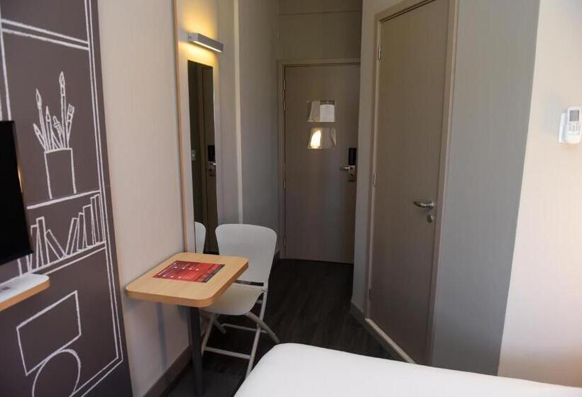 Номер Стандарт, Ibis Tatui