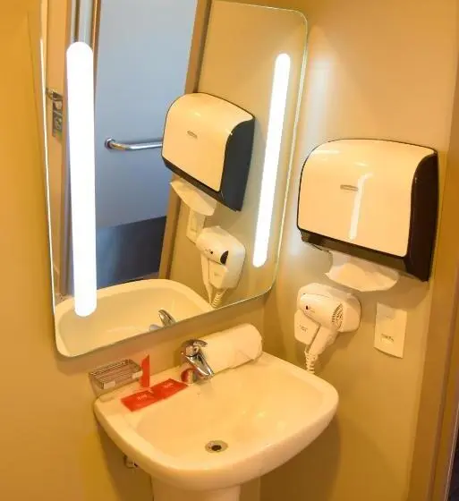 身障者適用スタンダードルーム, Ibis Tatui
