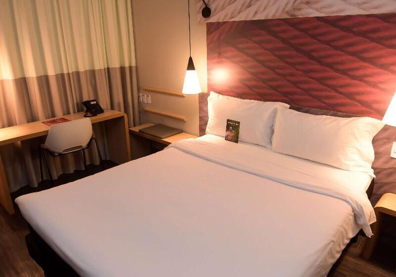 Апартаменты 1 Спальня, Ibis Tatui