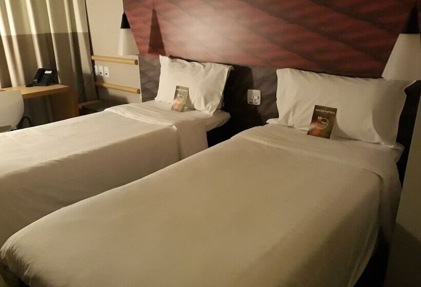 Апартаменты 1 Спальня, Ibis Tatui