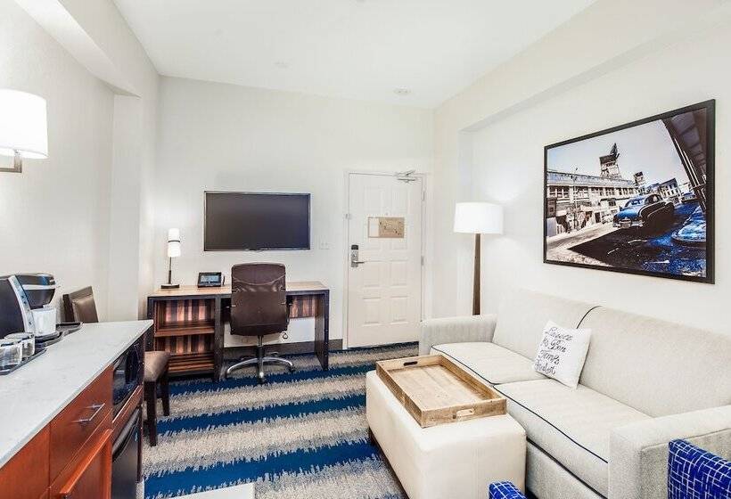 جناح, The Mercantile