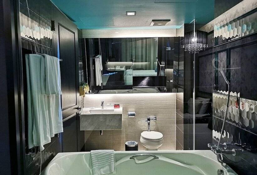 Habitació Deluxe, Tsix5 Quarter