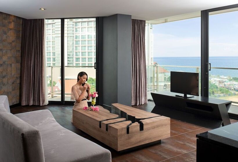 Suite Reial, Tsix5 Quarter