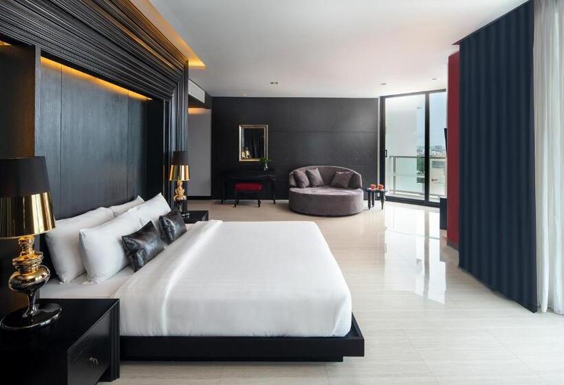 Suite, Tsix5 Quarter