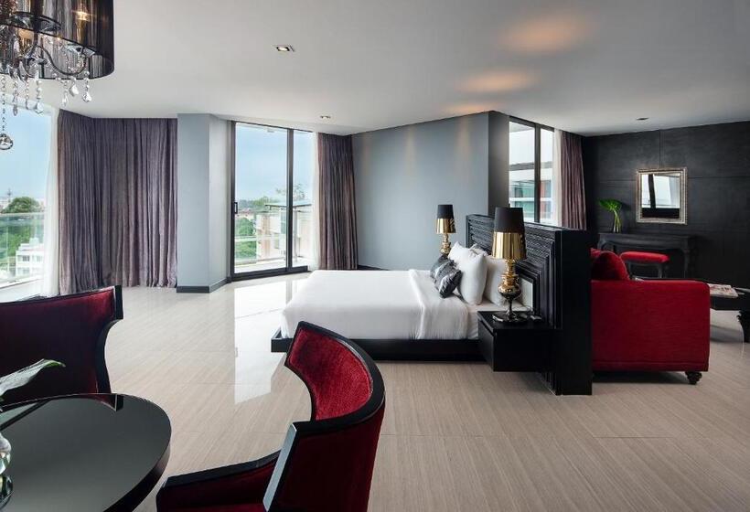 Suite Reial, Tsix5 Quarter