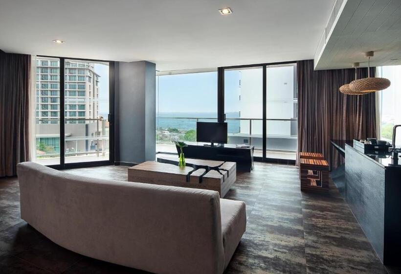 Suite Reial, Tsix5 Quarter