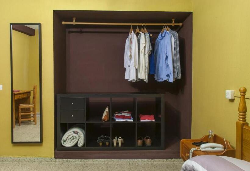 اتاق استاندارد چهار تخته, La Casona Del Pinar Albergue