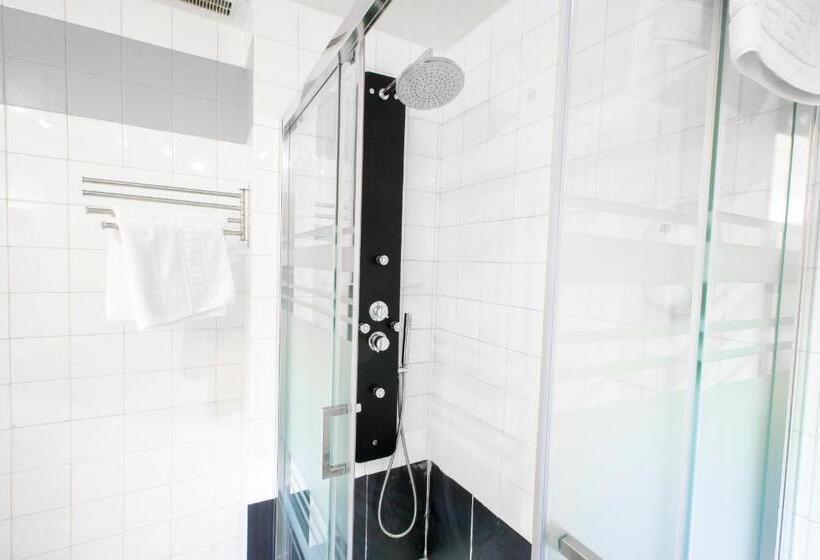 اتاق استاندارد چهار تخته, La Casona Del Pinar Albergue