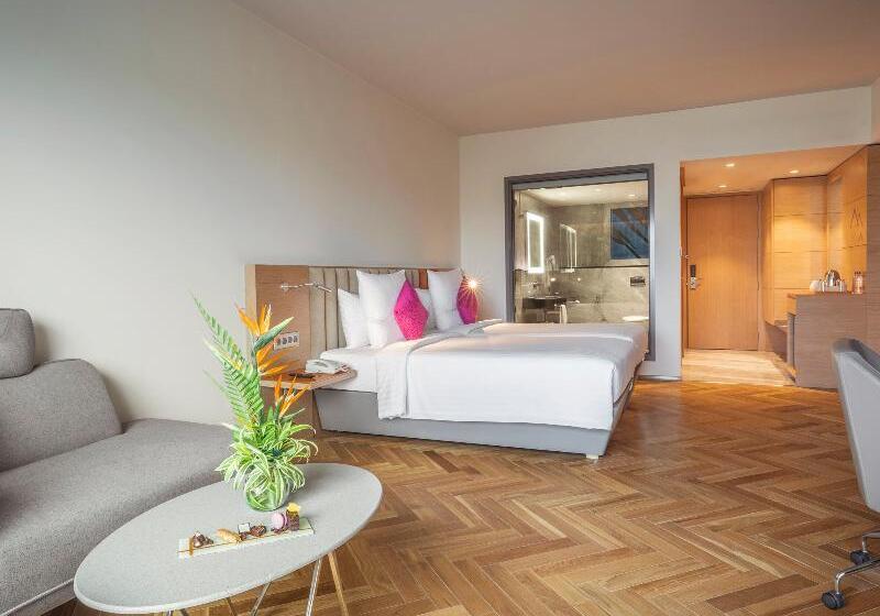 חדר סופריור נוף לעיר, Novotel Vijayawada Varun