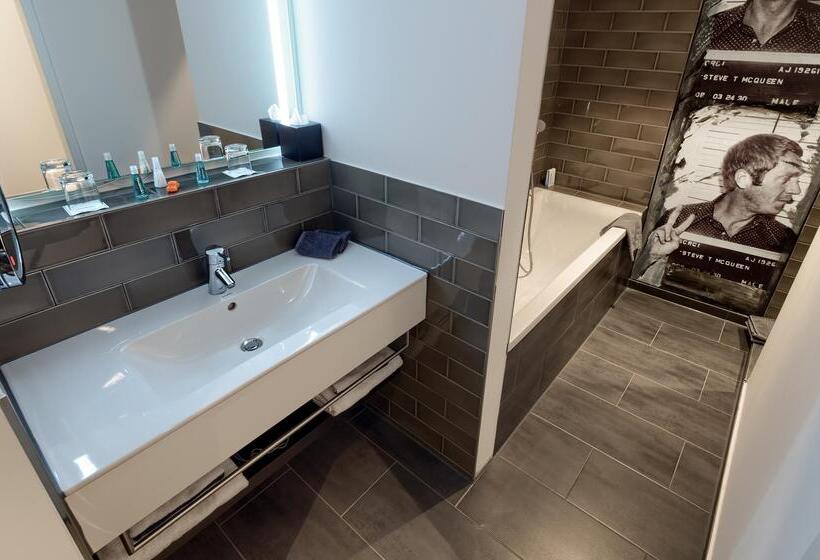 テーマパークスタンダードルーム, V8 Hotel Motorworld Region Stuttgart