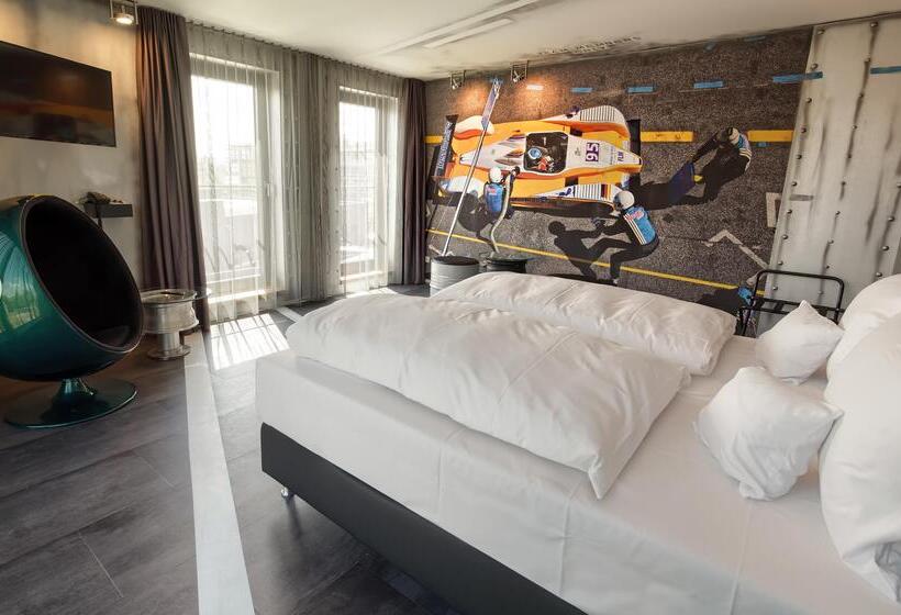 스탠다드 테마룸, V8 Hotel Motorworld Region Stuttgart