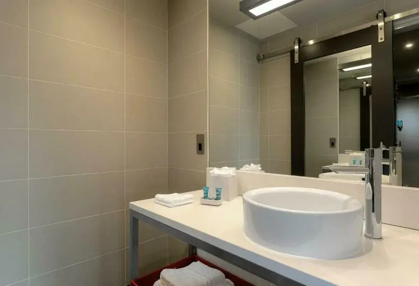 اتاق استاندارد با تخت بزرگ, Aloft Dublin City