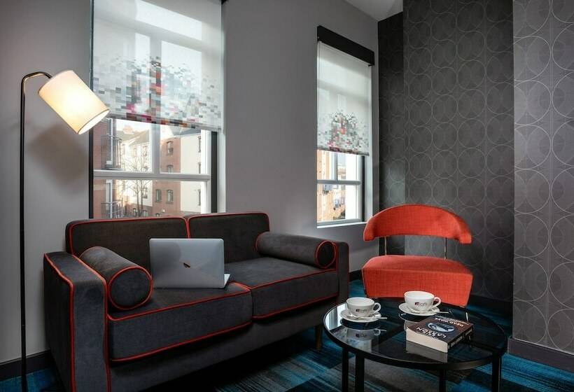 스탠다드 스튜디오 더블 침대, Aloft Dublin City