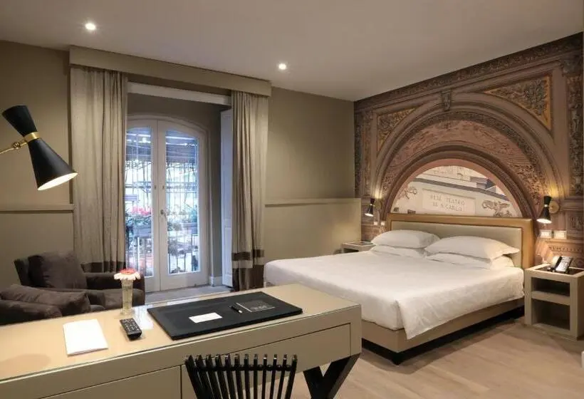 سوئیت با بالکن, Caruso Place Boutique & Wellness Suites