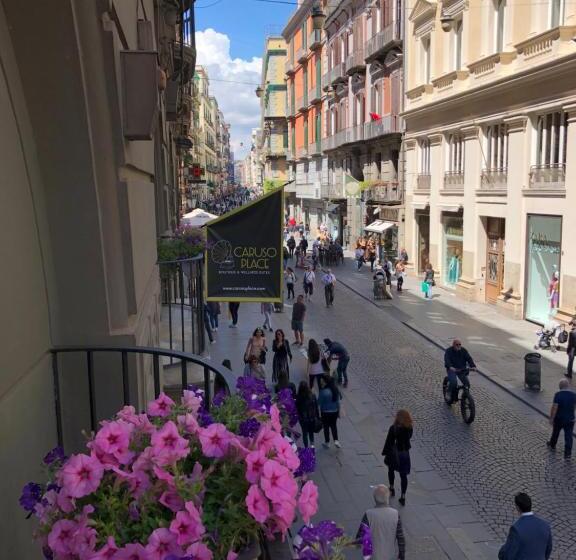 سوئیت با بالکن, Caruso Place Boutique & Wellness Suites