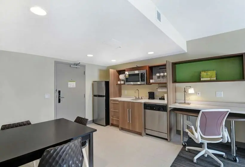 身障者適用スイートルーム, Home2 Suites By Hilton Clarksville Louisville North