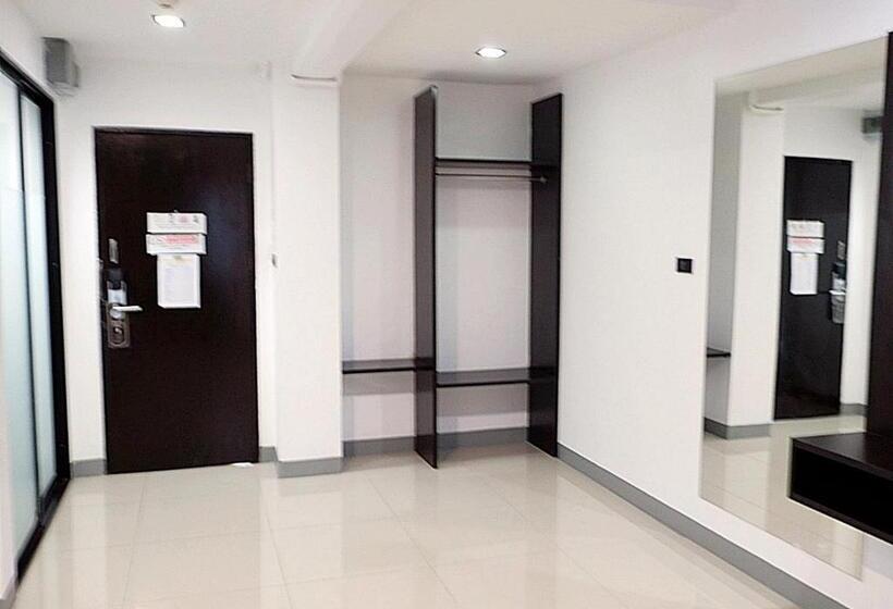 디럭스 룸, Izen Budget Hotel & Residence
