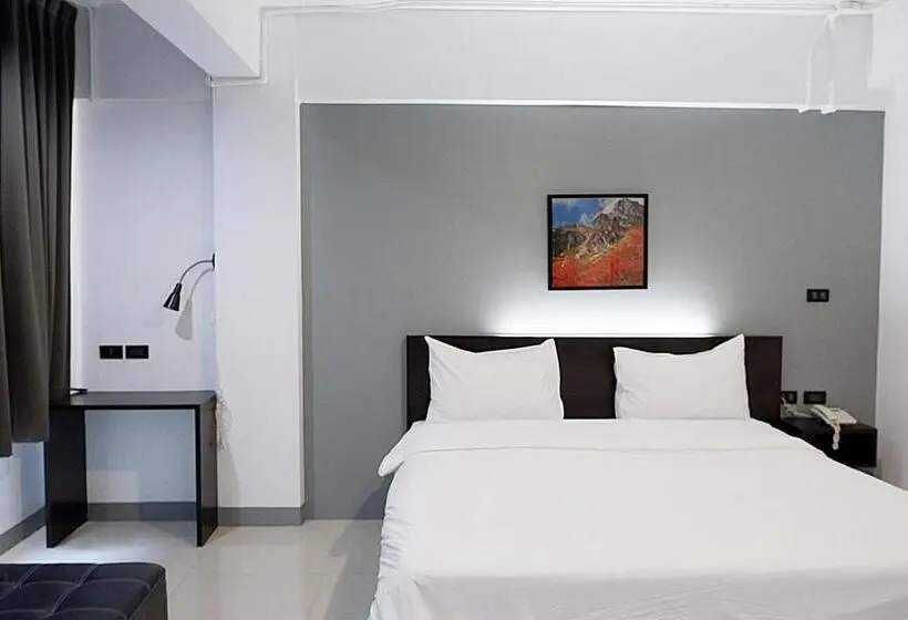 اتاق لوکس, Izen Budget Hotel & Residence