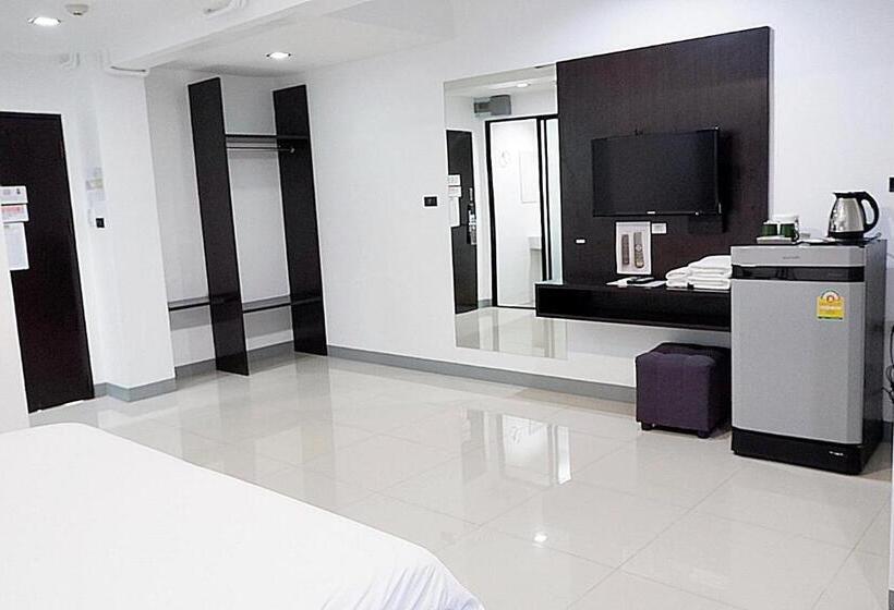 디럭스 룸, Izen Budget Hotel & Residence