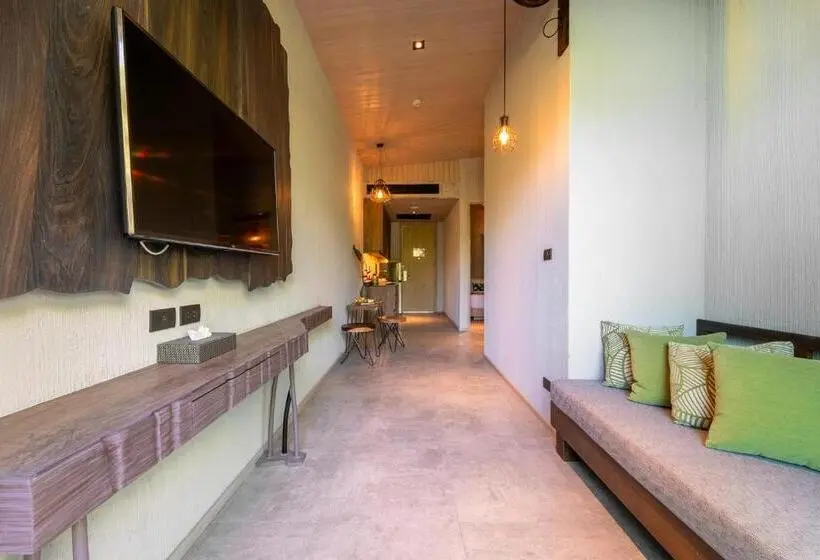 2 Bedroom Suite