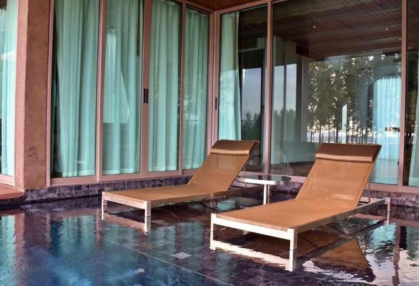 Вилла 3 Спальни с Бассейном, Kalima Resort And Villas Khao Lak