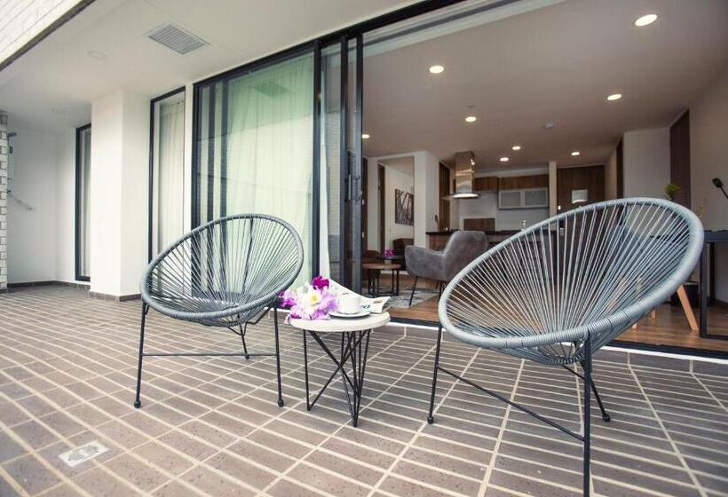 スイート, Lagoon