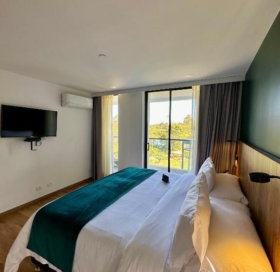 Suite with lake view, Lagoon